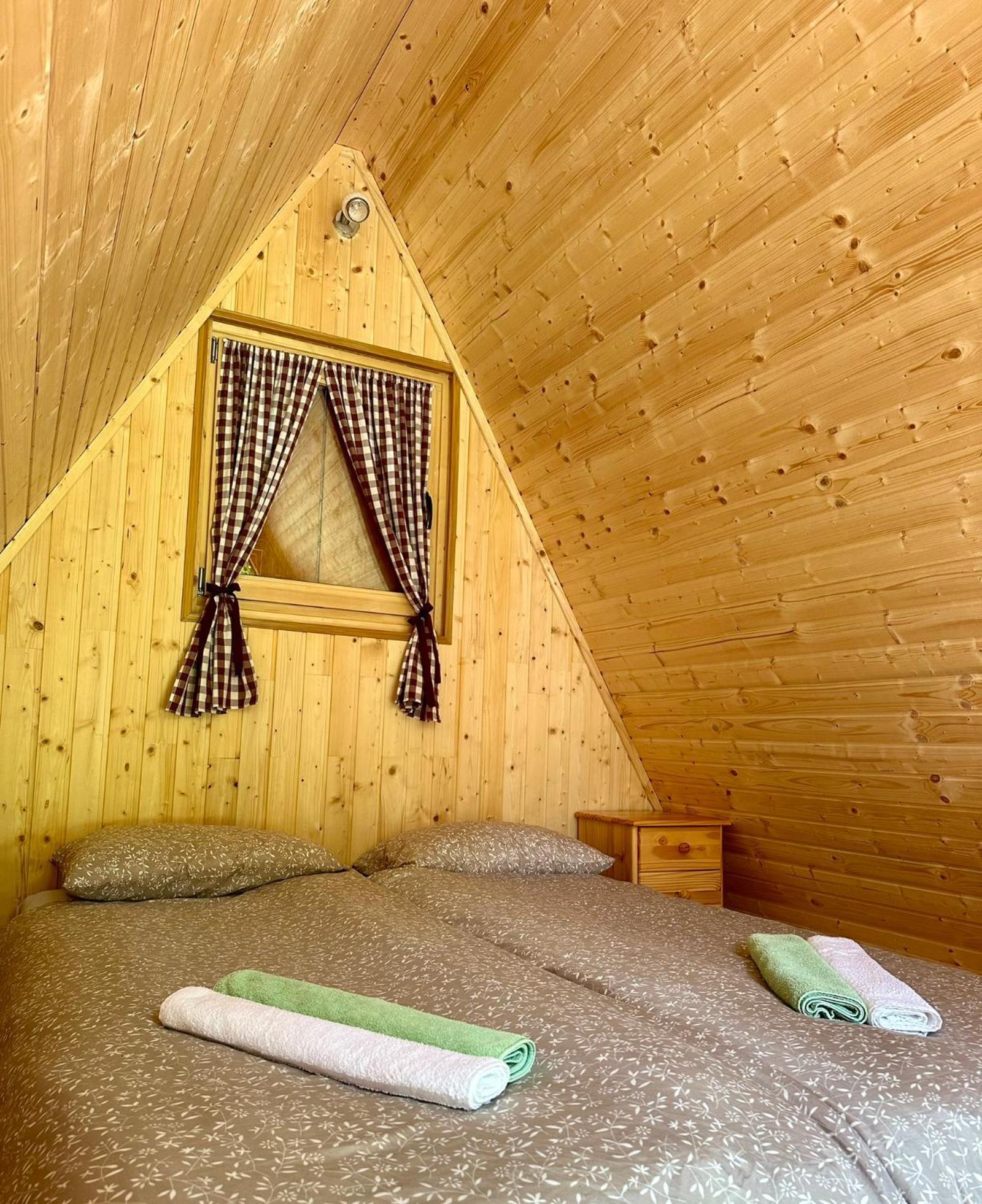 Glamping Krn Hotel Kobarid Eksteriør billede