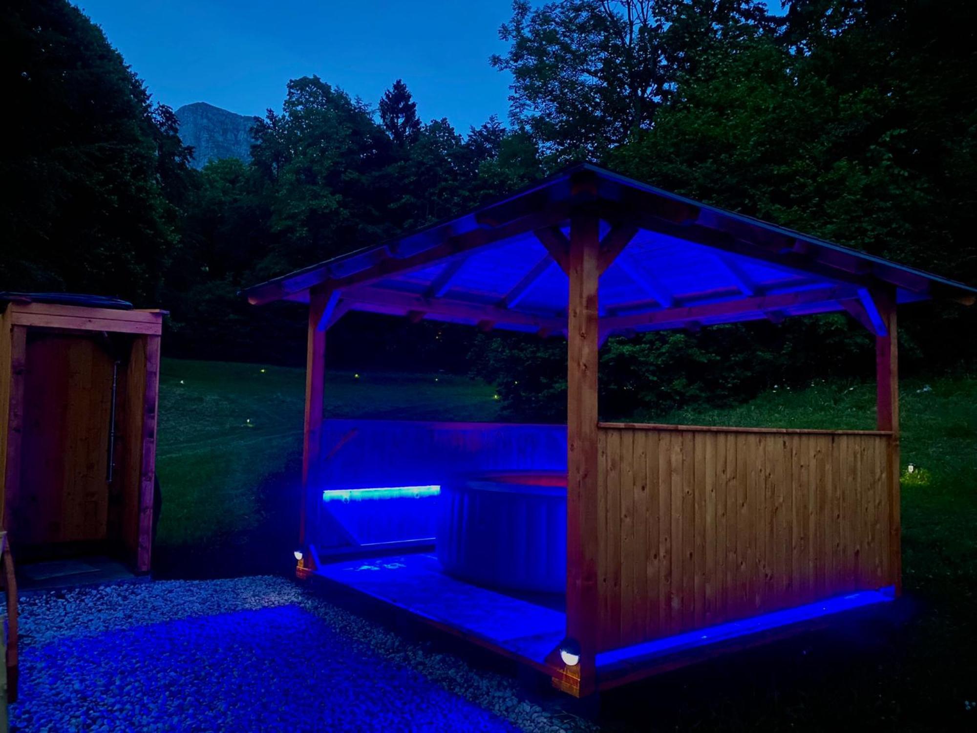 Glamping Krn Hotel Kobarid Eksteriør billede